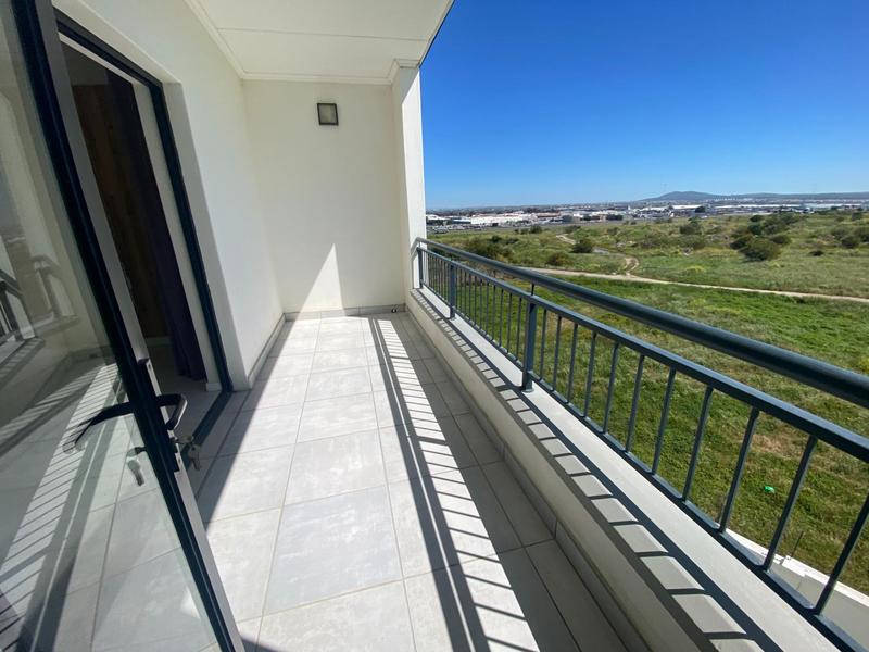 To Let 1 Bedroom Property for Rent in Richwood Western Cape